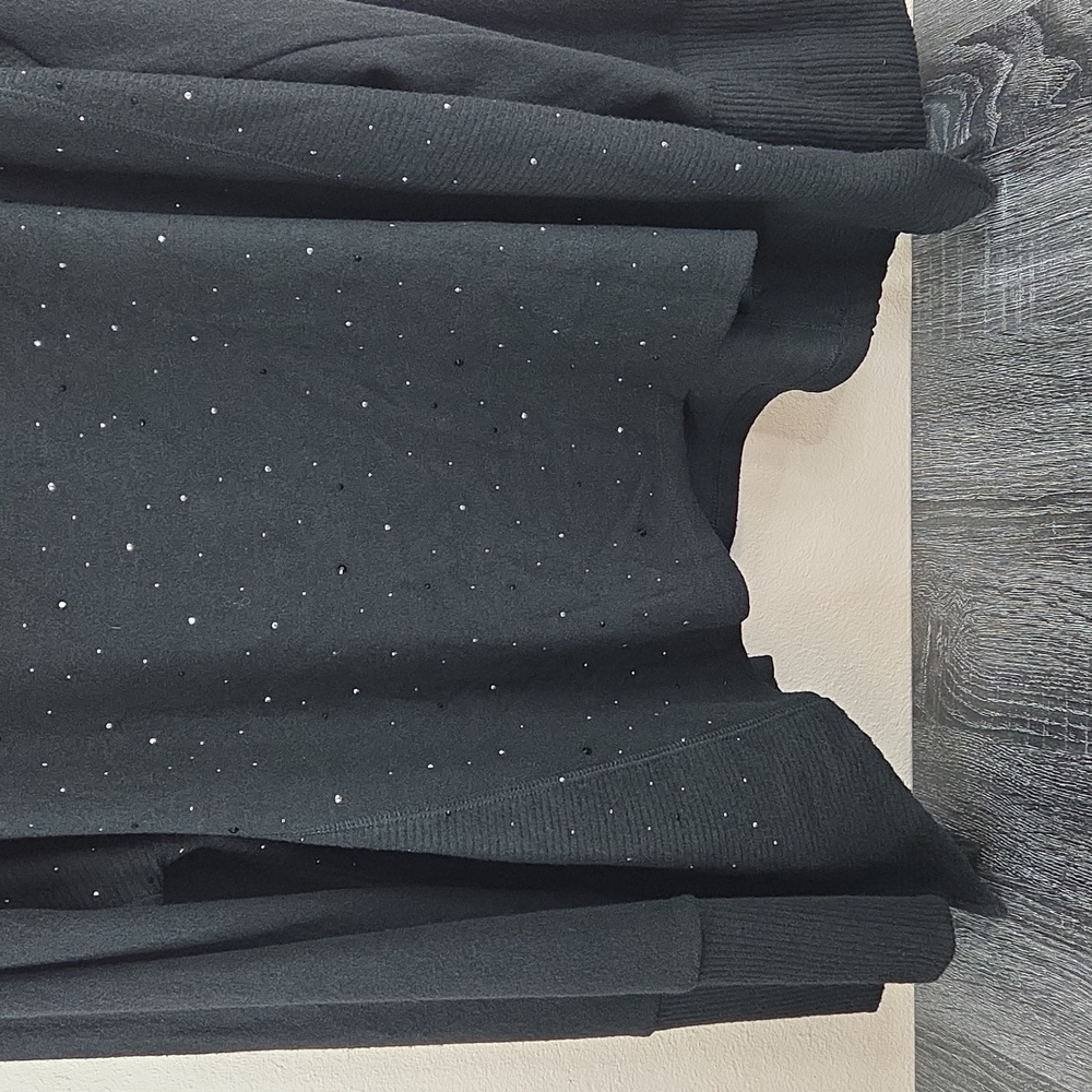 Democracy Black Pullover Lighter Weight Sweater.2X Sequins Sprinkled Front Only.